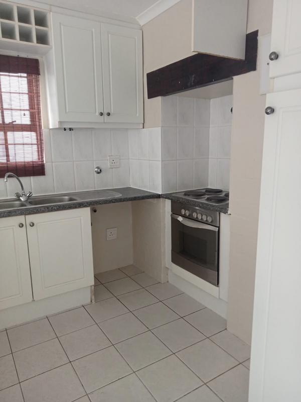 To Let 2 Bedroom Property for Rent in Parklands Western Cape